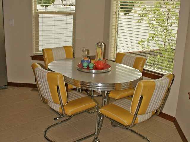 5112  N IVY - Photo 4
