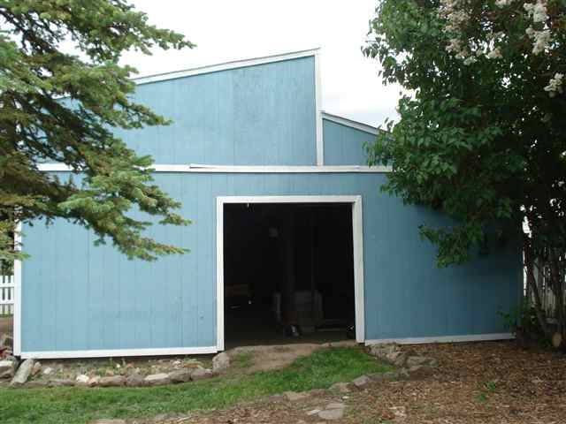 115 SE Railroad - Photo 9