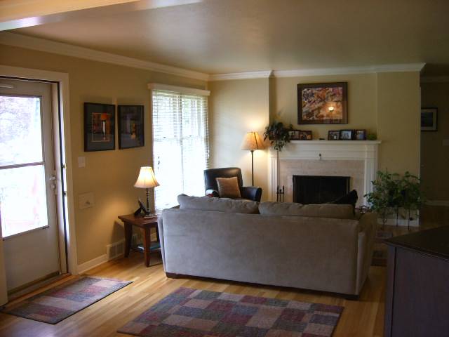 1205  E 42ND Ave - Photo 5