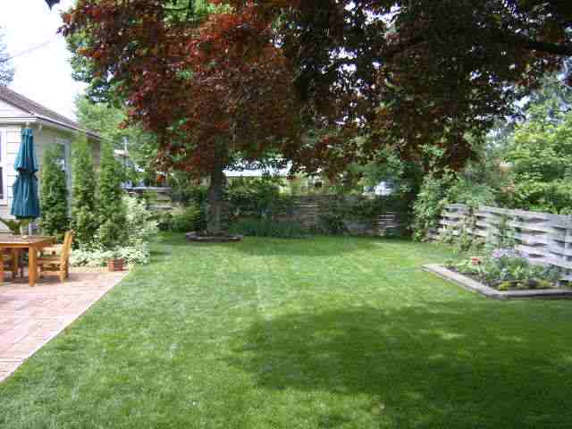 1205  E 42ND Ave - Photo 8