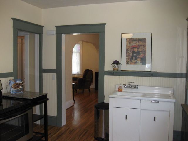 1114  E 29th Ave - Photo 9