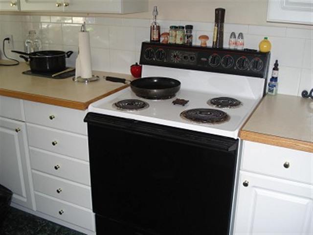 921  W 15th - Photo 4