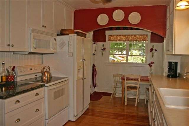 438  W 23rd - Photo 4