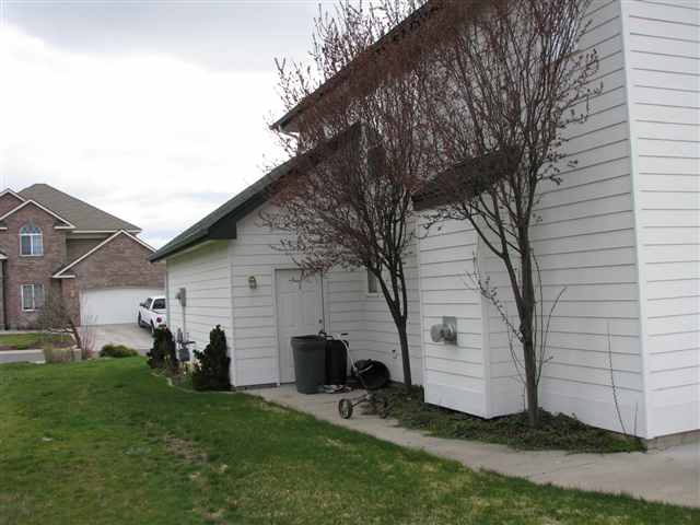 7929  S PARWAY - Photo 8