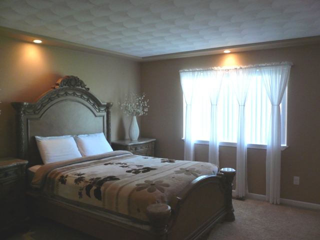 1215  N Locust Rd - Photo 6