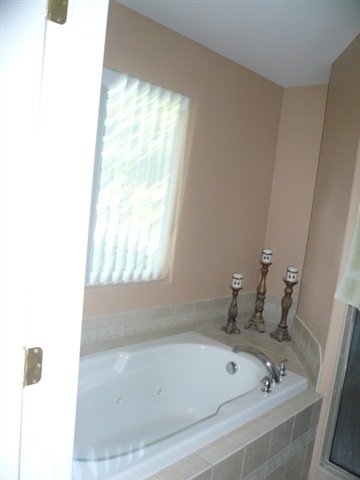 1215  N Locust Rd - Photo 8