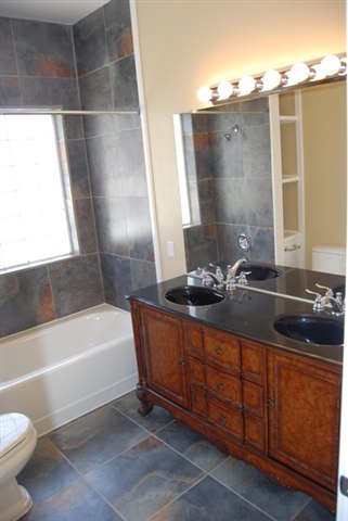 1116  N Felts - Photo 6