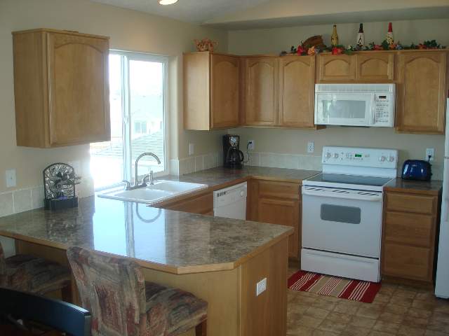 1613  E CLOVER - Photo 3