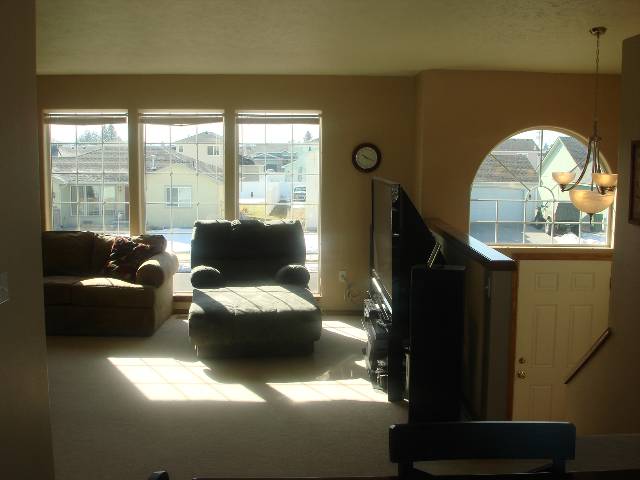1613  E CLOVER - Photo 6
