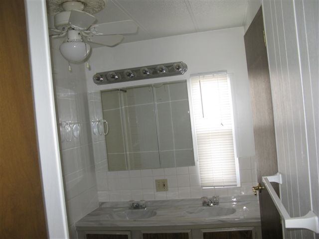 1209  E Lyons #222 Ave - Photo 6