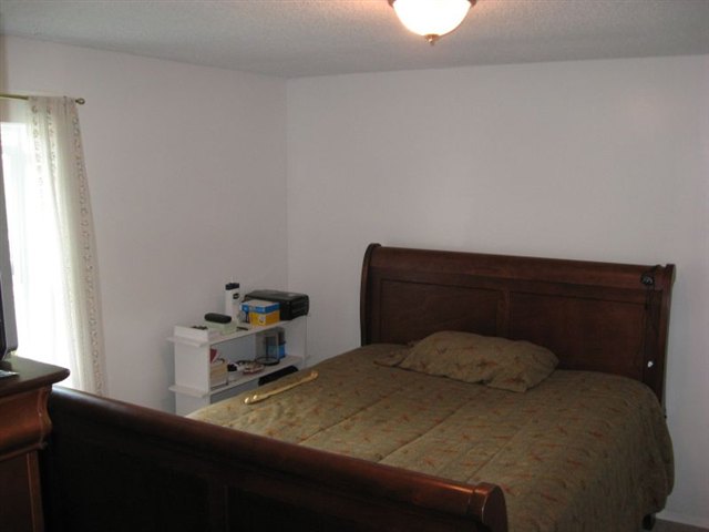 917  E Lake St - Photo 5
