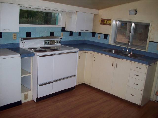 512  W 5th St - Photo 3