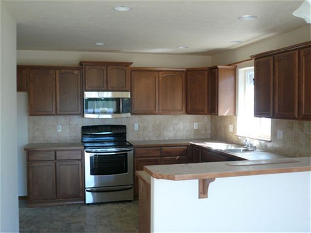 104  S Holiday - Photo 4