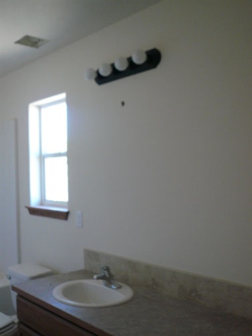 104  S Holiday - Photo 6