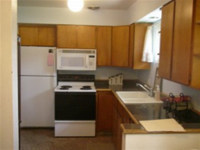 11521 E 16th - Photo 2