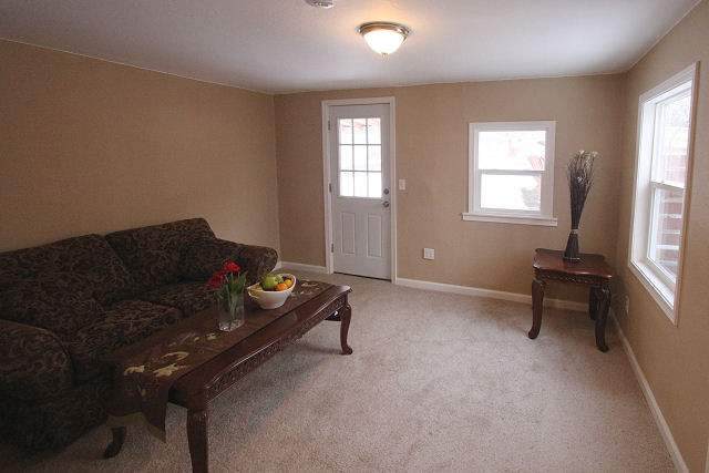 1715  W Kiernan - Photo 4