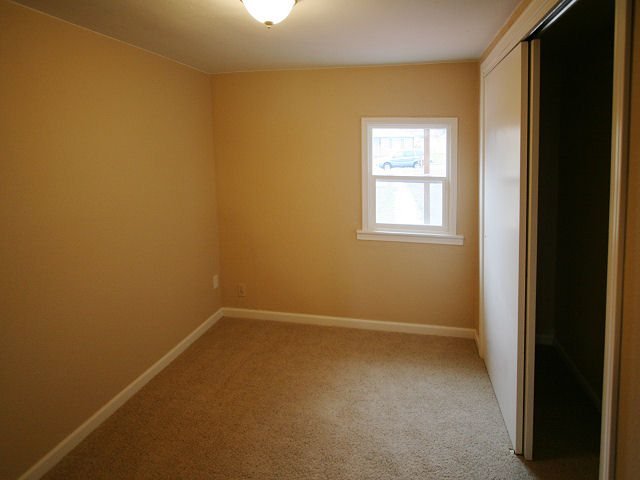 1715  W Kiernan - Photo 6