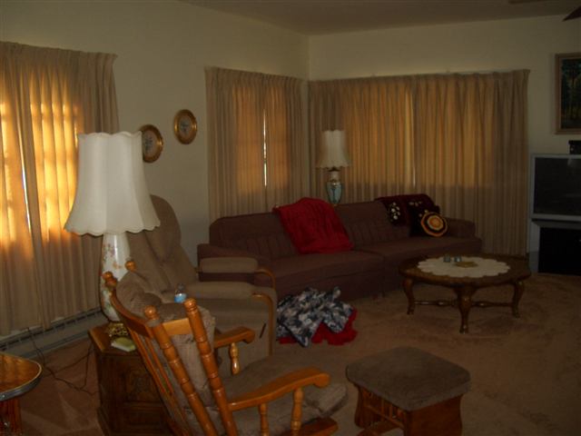 437  N Maple St - Photo 7