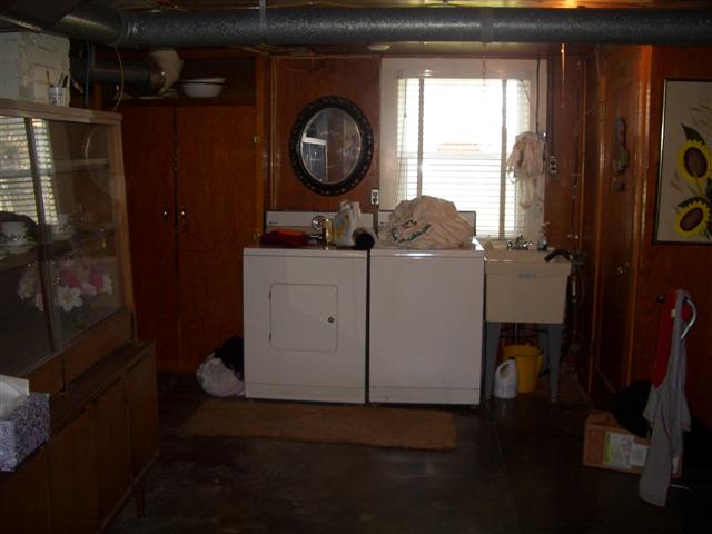 437  N Maple St - Photo 9