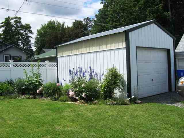 1720  E 12th - Photo 8