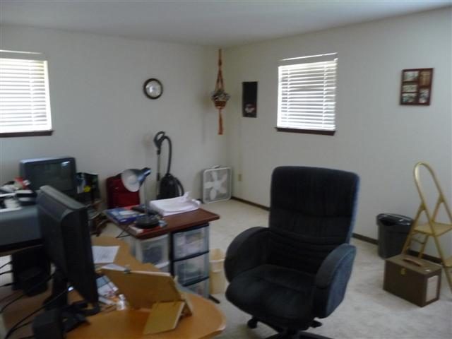 257 Gregory Dr - Photo 6