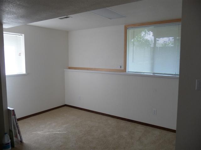 257 Gregory Dr - Photo 8