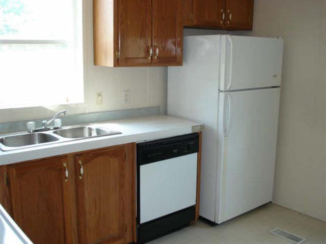 8201  E Harrington Ave - Photo 5