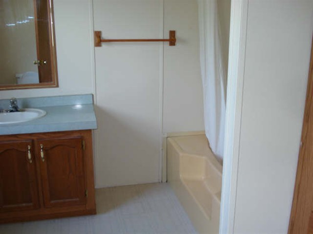 8201  E Harrington Ave - Photo 6