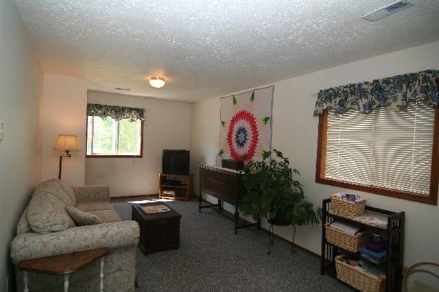 4233 E 9TH - Photo 7