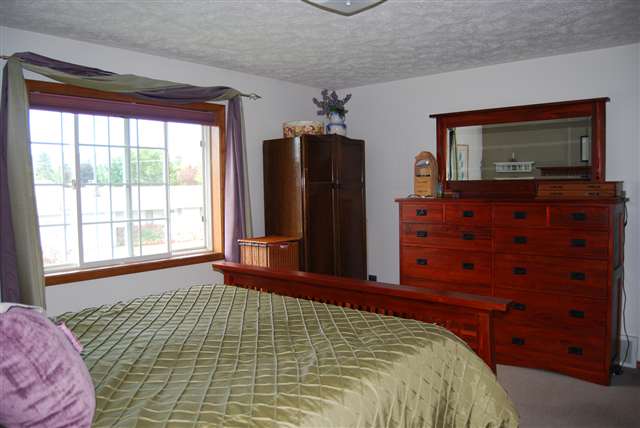 12407  E 26th Ave - Photo 6