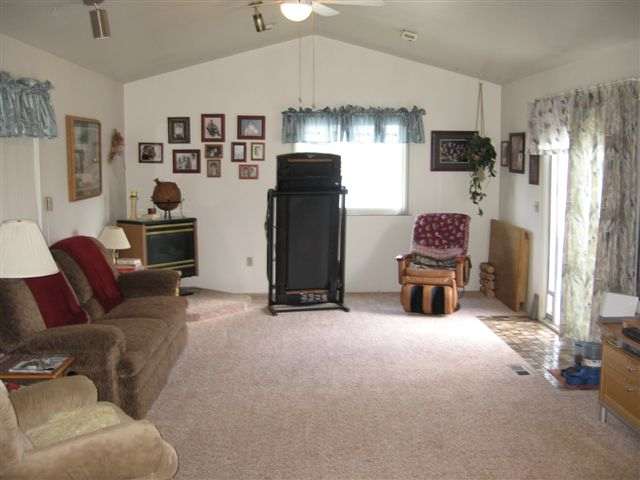 2411  E Decatur - Photo 4