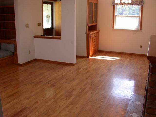 8006  E Jackson - Photo 3