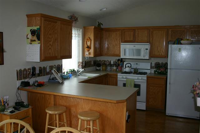 1613  E Calkins Dr - Photo 3