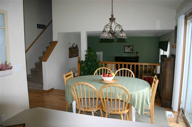 1613  E Calkins Dr - Photo 6