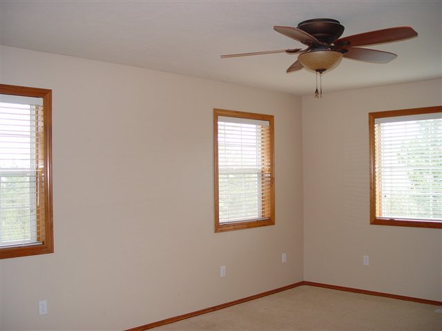 2512  N Chase Rd - Photo 4