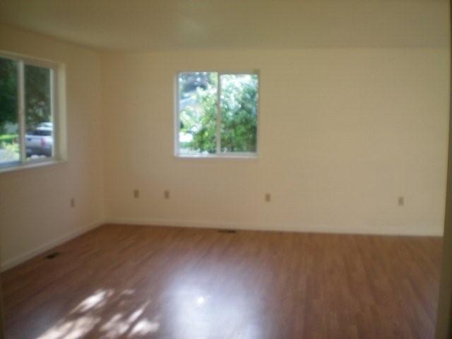 4053  E Hartson Ave - Photo 4
