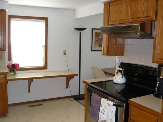 1208  E Central Ave - Photo 3