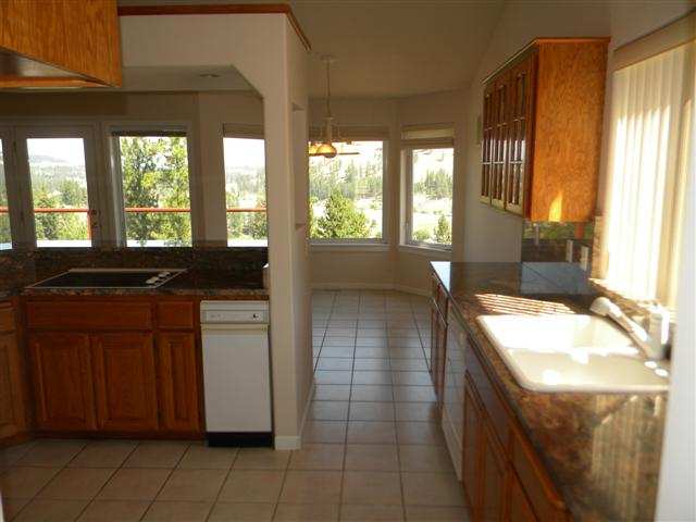 1106  W BOLAN Ave - Photo 3