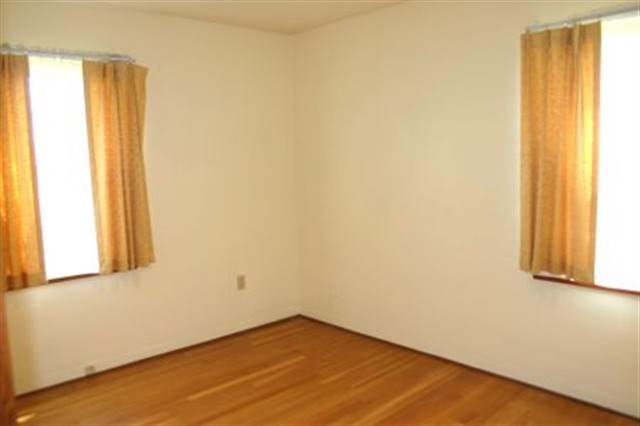 1108  E Courtland - Photo 5