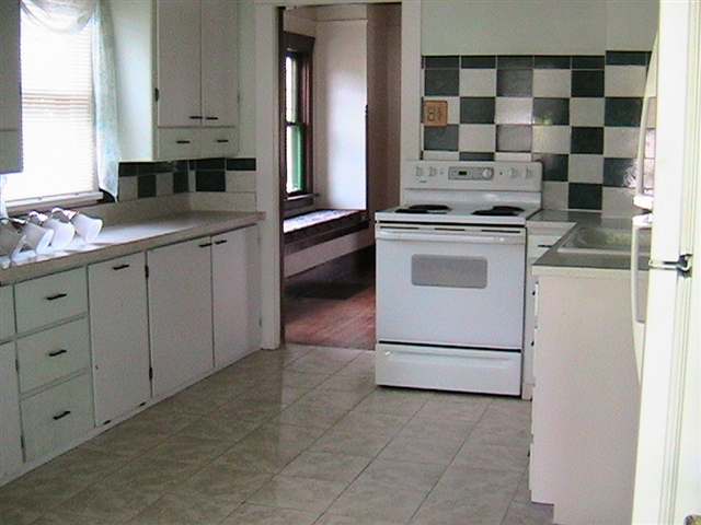 2603  E Queen Ave - Photo 5
