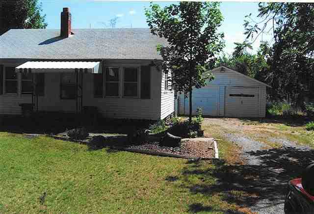 304  N HERALD - Photo 9