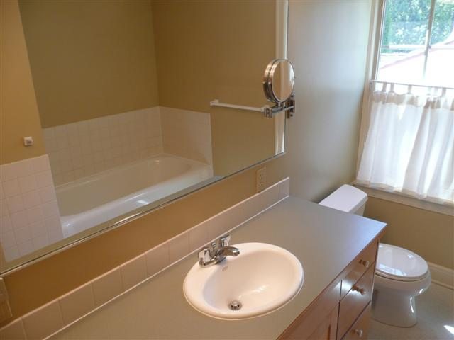 452 W 25th Ave - Photo 8
