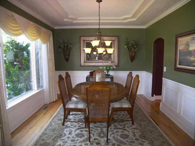 329  W Charlton - Photo 4