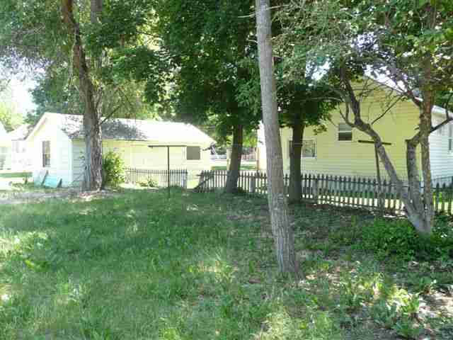 10815  E 4th Ave - Photo 8