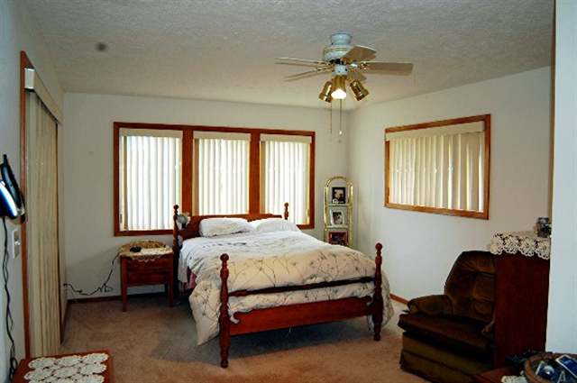 106  N Grant - Photo 5