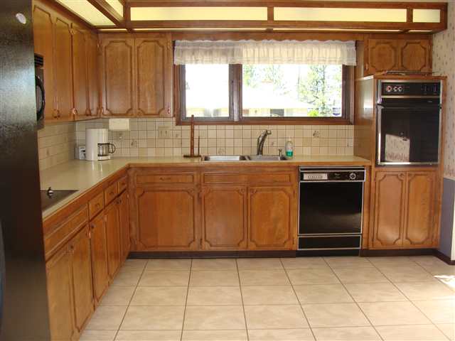 7450  N Sutherlin St - Photo 3