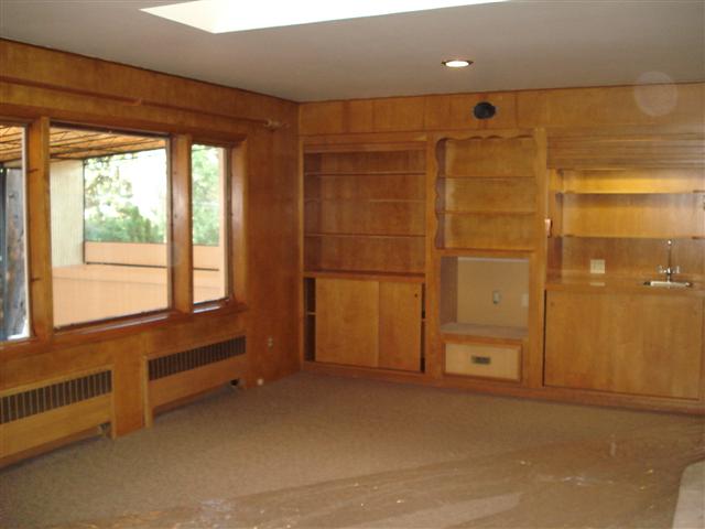 1505  E Rockwood Blvd - Photo 5