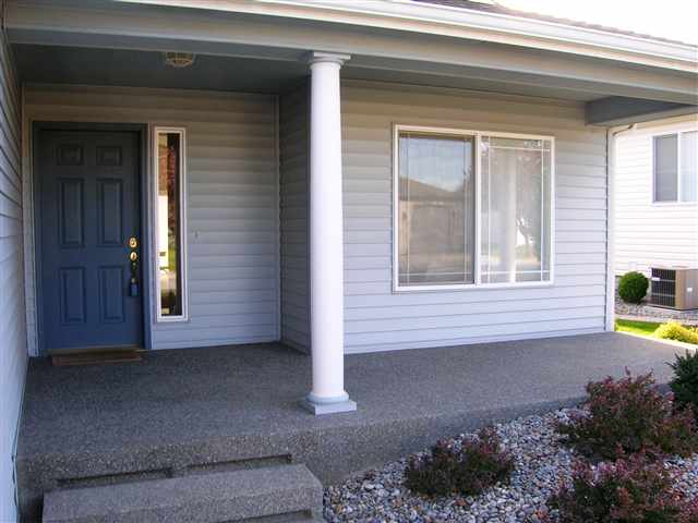 1138 N Tanglewood Ln - Photo 2