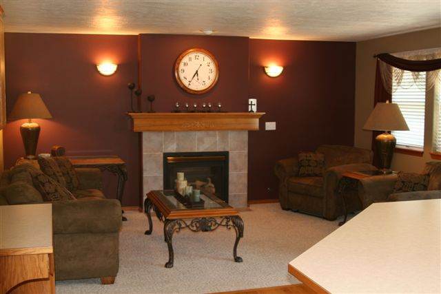 13923  E 31st - Photo 3
