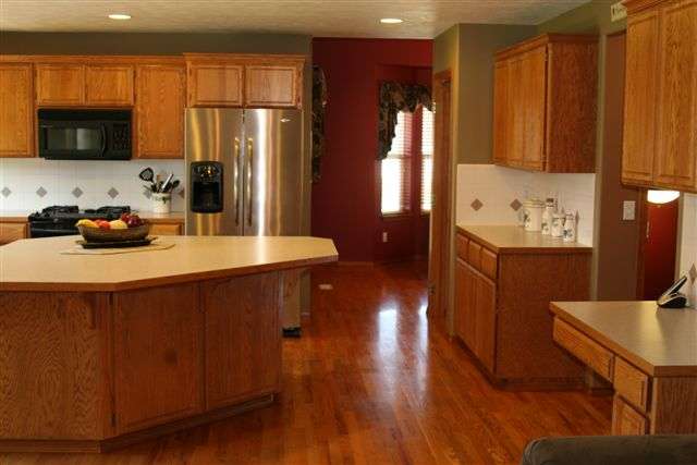 13923  E 31st - Photo 5